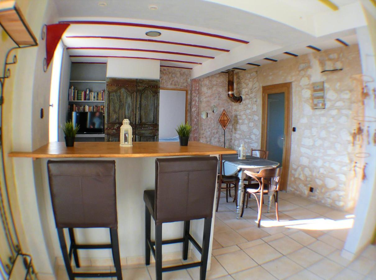 Joli appartement à 20 minutes de Montpellier Vailhauques Exterior foto